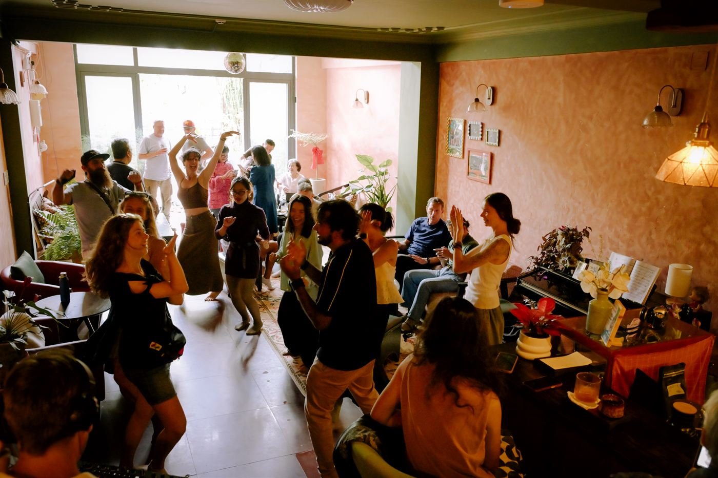 Full house dancing at Morning Brew & Music